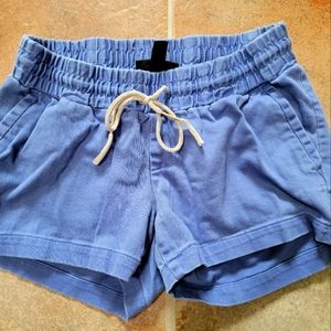 Pea in the pod maternity shorts size S